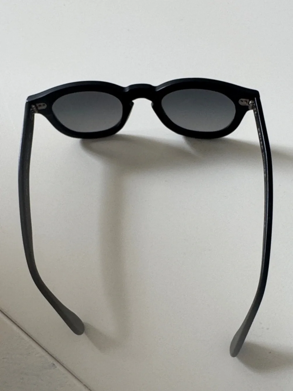 Peter Millar Black Polarize Sunglasses with Gray Lenses